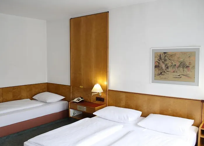 Ekazent Schoenbrunn Hotel