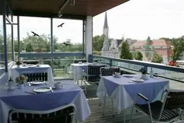 Hotel Ekazent Schoenbrunn Wenen