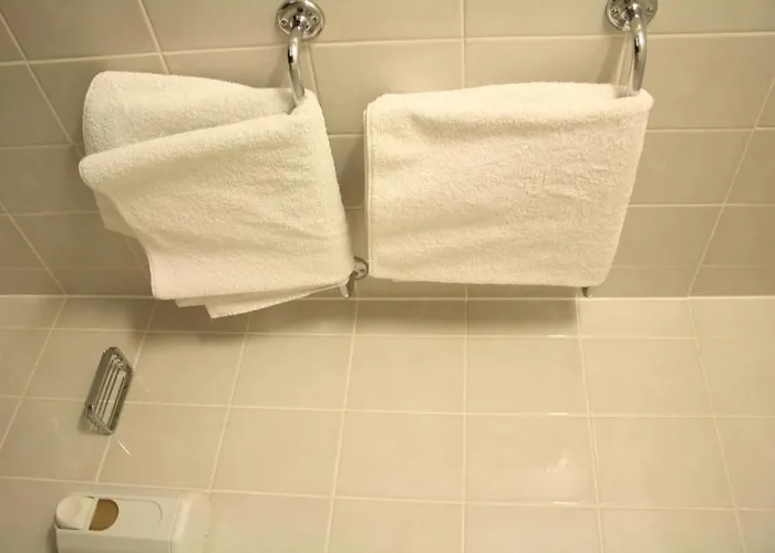 Ekazent Schoenbrunn Hotel 3*