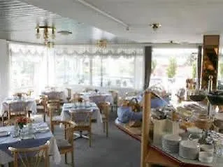Ekazent Schoenbrunn Hotel Wenen